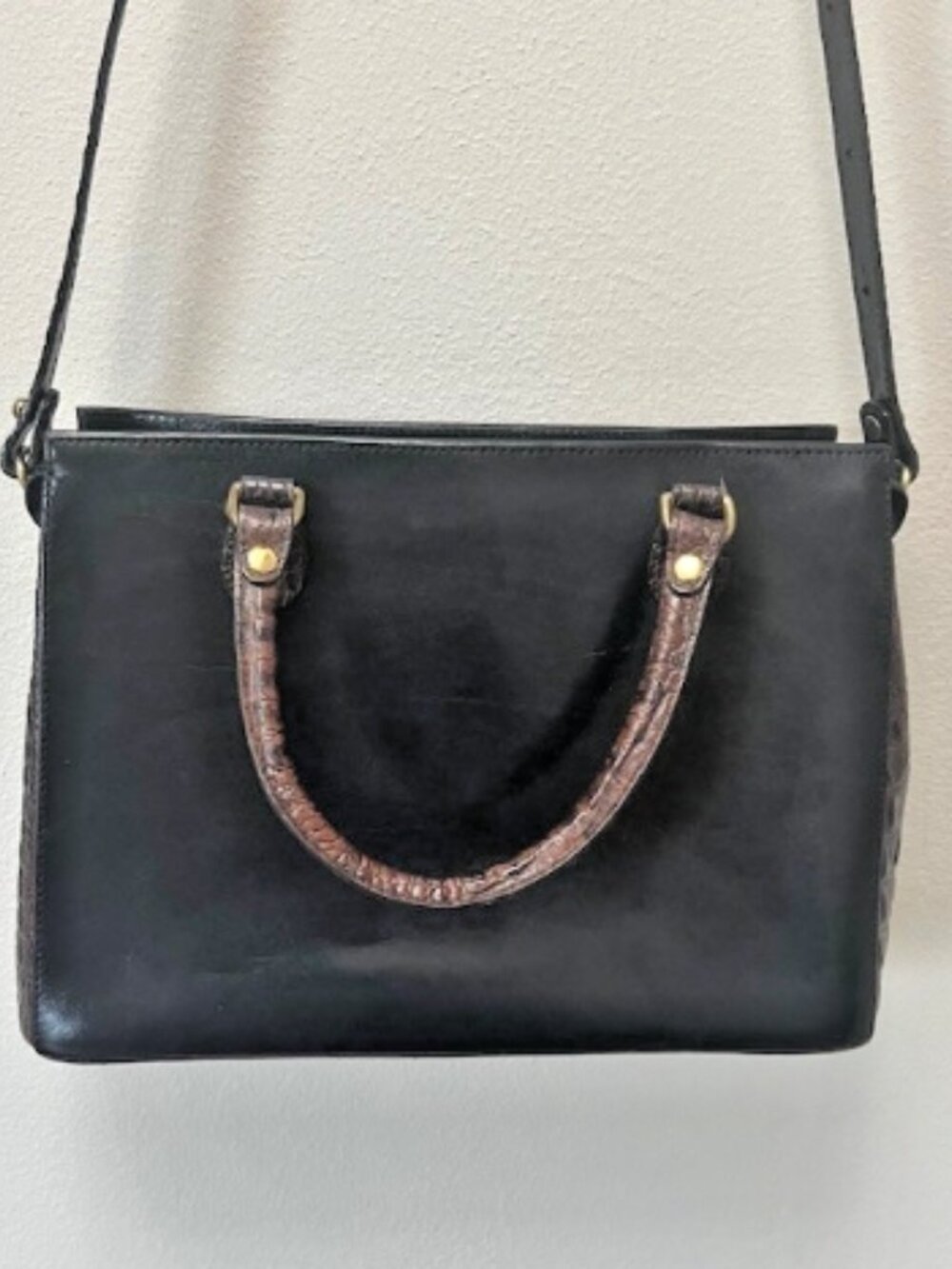 Brahmin Black & Brown Leather Satchel – Croc‑Embossed Trim, Crossbody Strap - Picture 3 of 7